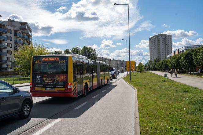 Ulica Głębocka w Warszawie przed budową buspasa