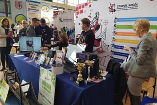 Fotorelacja z 14. Targów Edukacyjnych i dni otwartych w Zespole Szkół Ponadgimnazjalnych nr 3 w Siedlcach