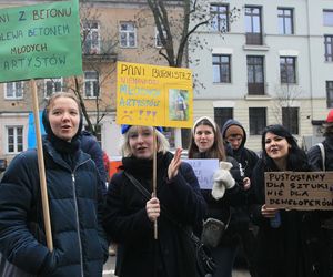 Obrońcy Stacji Praga protestowali pod urzędem