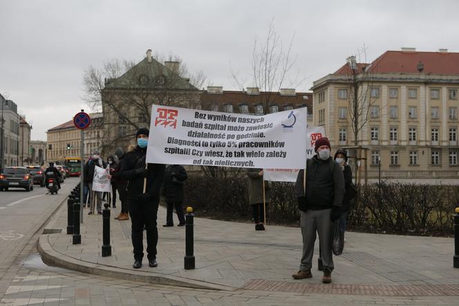 Koniec dyskryminacji mniejszych zawodów medycznych