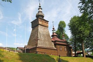 To wyjątkowa wieś na mapie Małopolski. Znajduje się w niej najpiękniejsza cerkiew w regionie