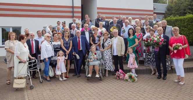 Piękny jubileusz pani Heleny! Mieszkanka powiatu świeckiego skończyła 100 lata! [ZDJĘCIA]