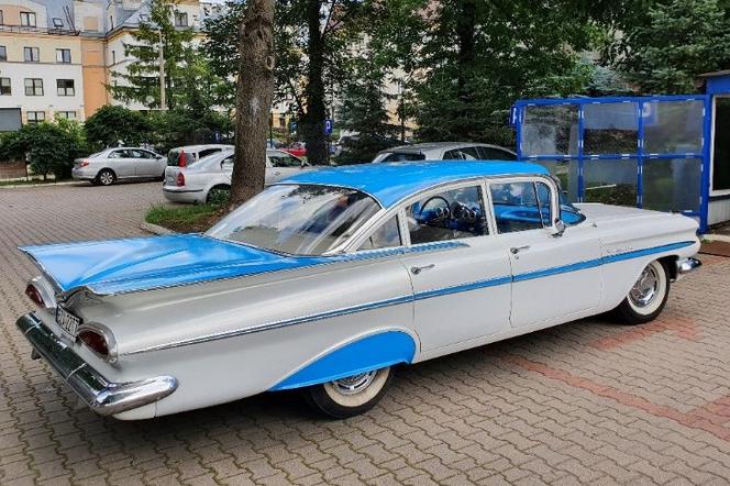  Chevrolet Bel Air z 1959 roku będzie woził pasażerów po ścisłym centrum Siedlec