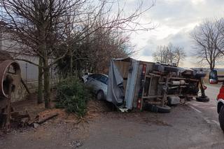 Groźne zdarzenie drogowe w miejscowości Modryniec. Na miejscu interweniował śmigłowiec