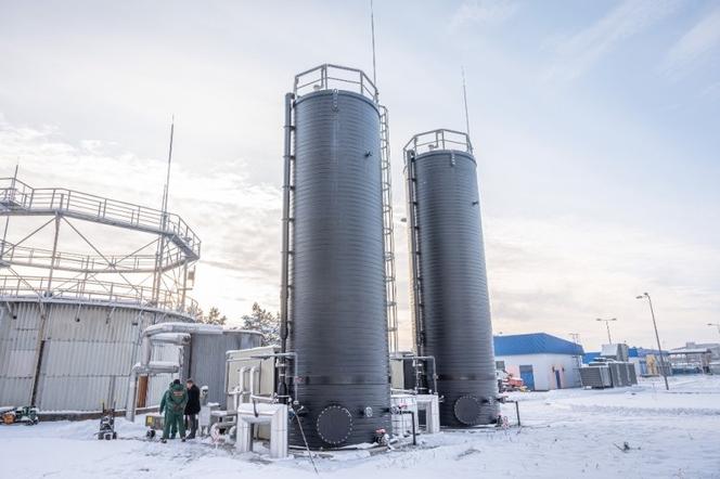Uzdatnianie biogazu w oczyszczalni w Nowiach już działa