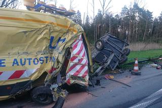 Koszmarny wypadek na A4 w Jaworznie. Ciężarówka wjechała samochód 