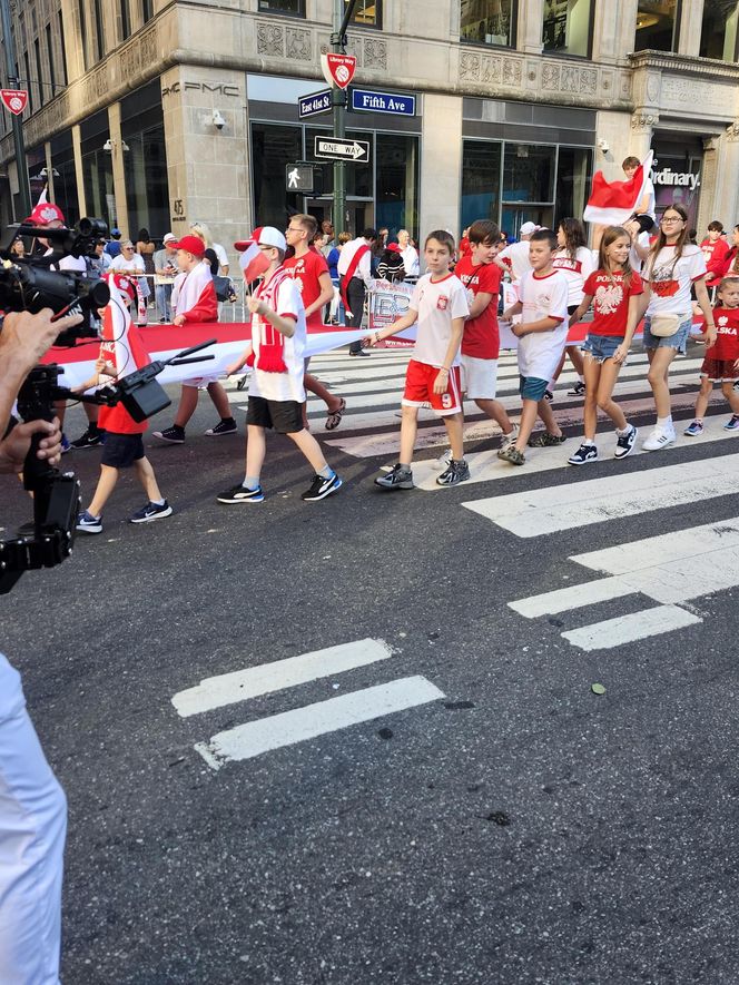 Młode pokolenie na 88. Paradzie Pułaskiego