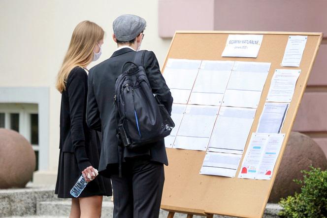 Matura 2020 - wyniki krajowe mówią za siebie! To najtrudniejszy egzamin od lat?