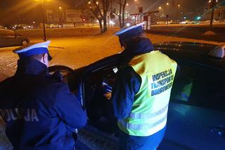 Kontrola drogowa. Policja sprawdzała taksówki z aplikacji