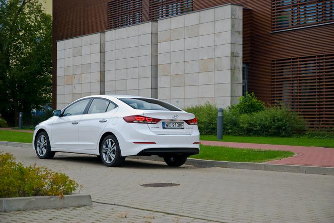 Hyundai Elantra 1.6 CRDi Premium