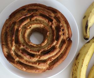 Babka bananowa bez cukru. Idealny pomysł na coś słodkiego, bez zbędnych kalorii