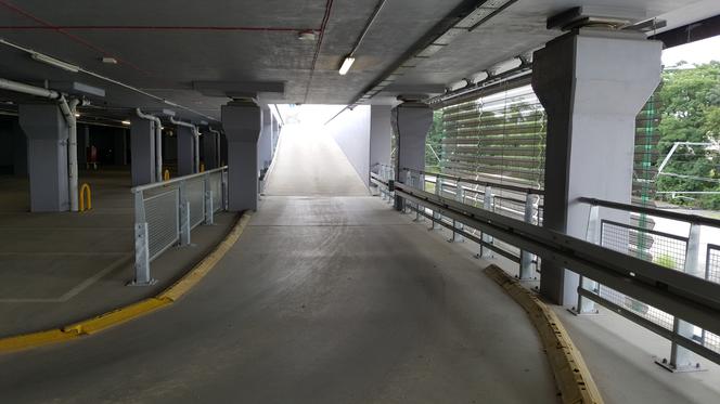 Parking pod rondem Kaponiera otwarty!