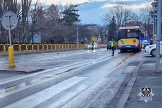 Tragiczny wypadek w Wałbrzychu. Kierowca autobusu potrącił 43-latkę 