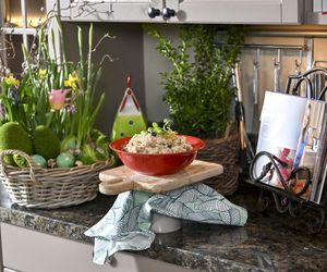 Ewa Wachowicz w kuchni