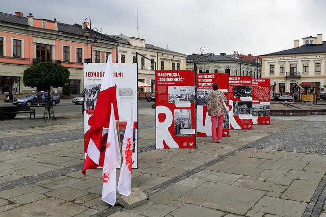 Wystawa IPN  „Tu rodziła się Solidarność”.  Do zobaczenia także w Nowym Sączu