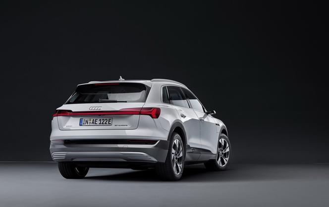 Audi e-tron 50 quattro