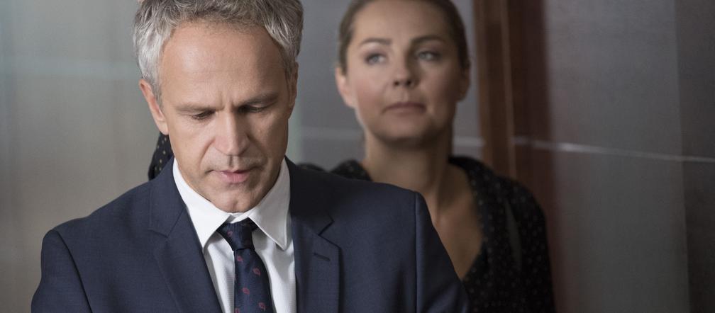 Przyjaciółki odcinek 118, Inga (Małgorzata Socha), Marek (Radosław Pazura)