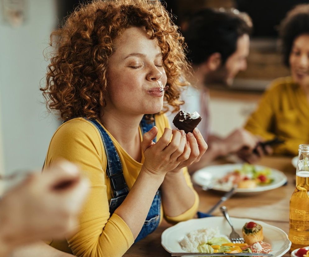 Po prostu musisz zjeść coś słodkiego po obiedzie? To może być objaw choroby