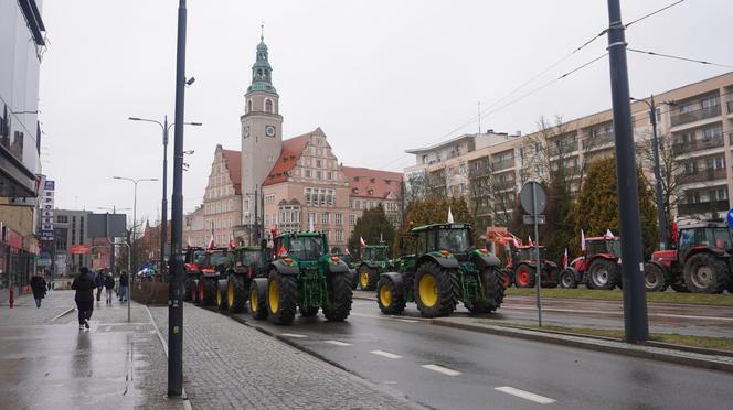 Protest rolników w Olsztynie 21 lutego. Co dzieje się w centrum?