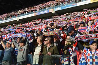 Górnik Zabrze - Arka Gdynia: Nieważny styl, ważne punkty [ZDJĘCIA KIBICÓW]