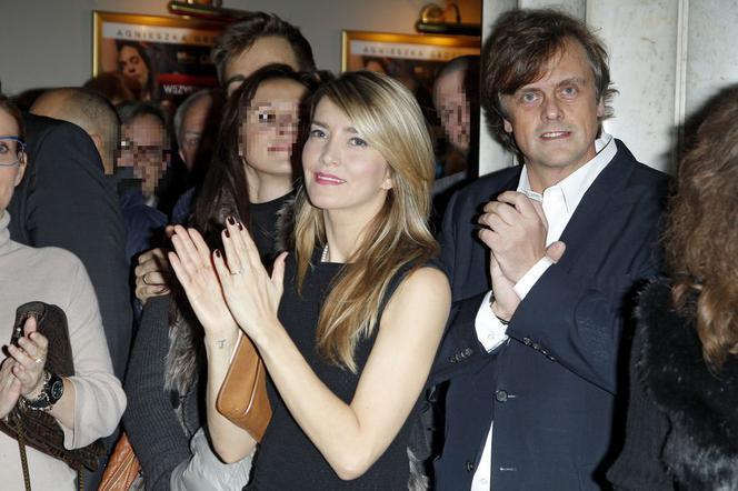 Kamilla Baar i jej partner Piotr Kochański na premierze filmu "Ciało obce"