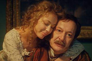 Cena wolności odc. 1. Polina (Tatjana Babienkowa), jej ojciec książę Aleksiej Gołowin  (Władysław Wietrow) 