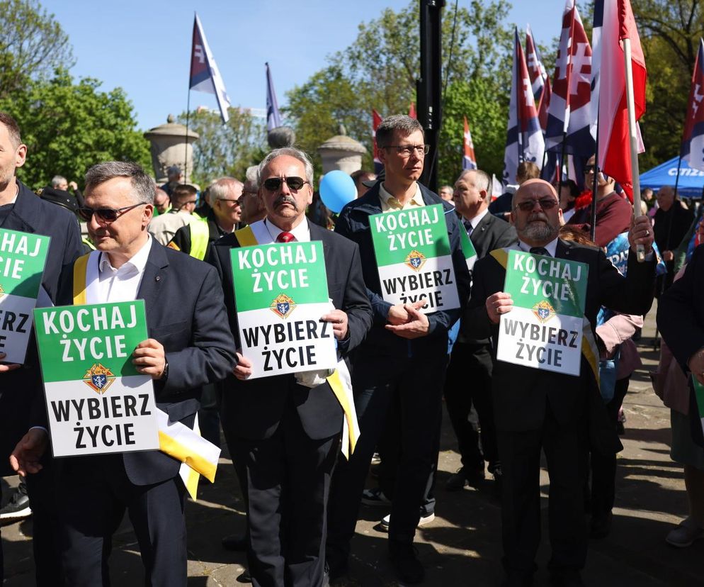 Marsz Życia przeszedł ulicami Warszawy. Była też historyczna parada
