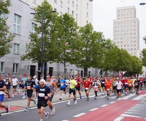 Uczestnicy Maratonu Warszawskiego 2025