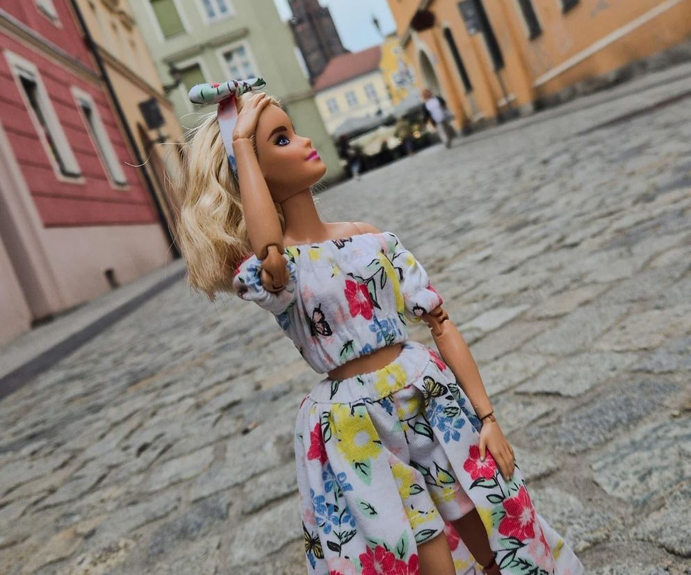 Śląsk oczami Barbie, czyli projekt mieszkanki Gliwic, która fotografuje lalki.