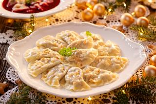 Wigilia 2022. Tradycyjne potrawy na świątecznym stole