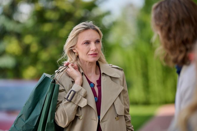 Na Wspólnej, odc. 4087. Monika (Sylwia Gliwa), Bruno (Dawid Czupryński)