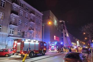 Ogromna akcja straży pożarnej, kilkanaście wozów pod Galerią Wileńską. Co się dzieje?