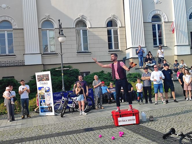 XIV Międzynarodowy Festiwal Artystów Ulicznych i Precyzji