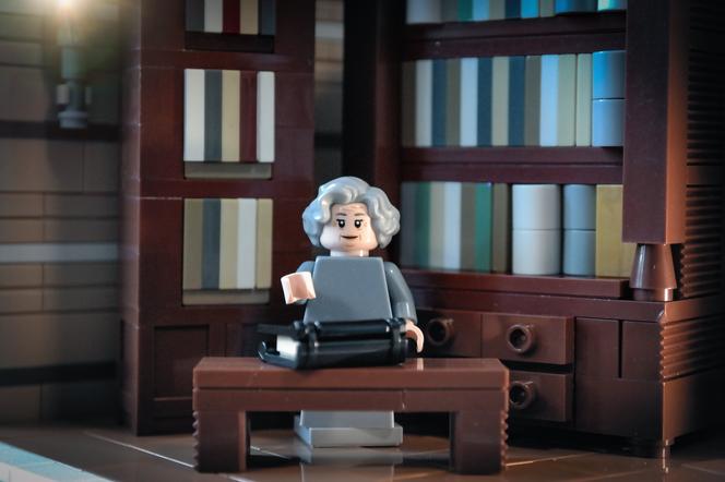 Wisława Szymborska jako figurka LEGO. Internauci są zgodni: "Zachwycająca!"