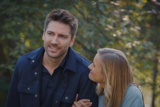 M jak miłość, odcinek 1845. Dima (Michaił Pszeniczny), Julia (Marta Chodorowska)