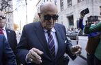 Rudy Giuliani miał oddać mieszkanie, opróżnił je z kosztowności