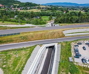 Tak wygląda obecnie budowa S1 Przybędza Milówka. Powstaną tu ogromne estakady, dwa tunele i centrum zarządzania ruchem