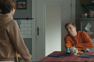 Barwy szczęścia, odcinek 3148. Emil (Artem Malaszczuk), Hubert (Marek Molak)