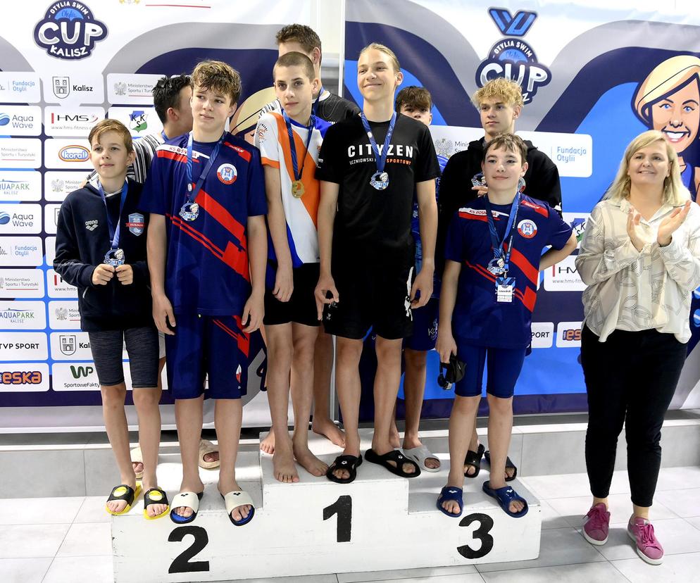 Pływacy z Konina najlepsi w Otylia Swim Cup. Otylia Jędrzejczak szuka pływackich talentów