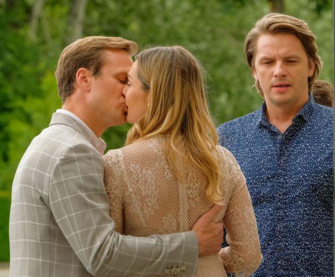 Przyjaciółki 15 sezon. Inga w łóżku ze wszystkimi eks! Którego wybierze?