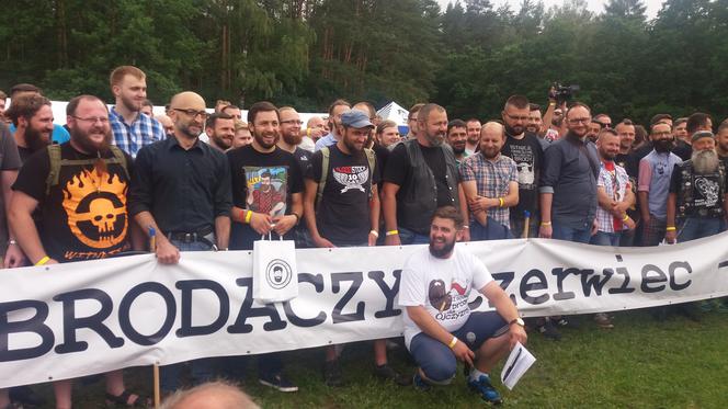 Rekord Polski w największej liczbie brodaczy w jednym miejscu.