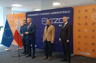 Koniec papierologii w urzędach? Rząd stawia na cyfryzację i darmowy system dla każdego