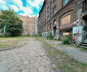 Zabytkowe famuły Izraela Poznańskiego w Łodzi 