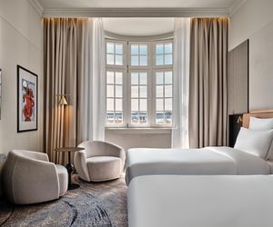 Movenpick Grand Hotel