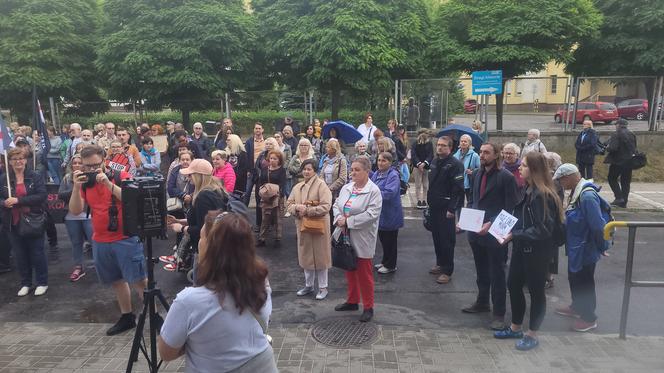 „Ani Jednej Więcej”. W Olsztynie setki osób protestowały po śmierci Doroty [ZDJĘCIA]