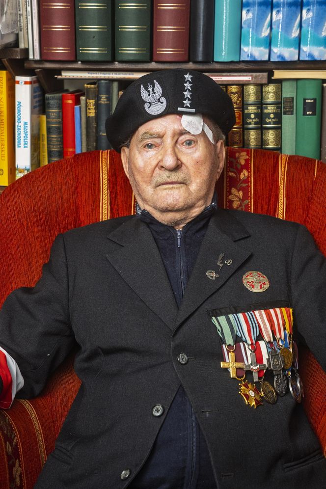 Roman Lipiec ps. Adam - jeden z ostatnich powstańców batalionu "Zaremba-Piorun"