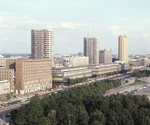 Architektoniczne spacery po śródmieściu Warszawy