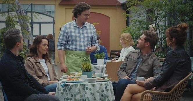 M jak miłość odc. 1880. Kama (Michalina Sosna), Marcin (Mikołaj Roznerski), Martyna (Magdalena Turczeniewicz), Jakub Karski (Krzysztof Kwiatkowski)