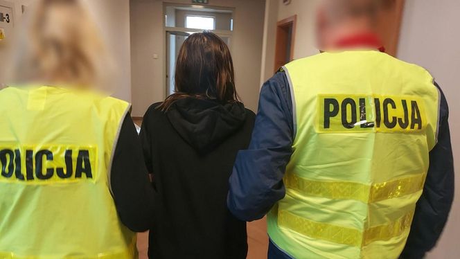 Zadźgała ojca pięcioma ciosami nożem. „Zabiłam go, żeby ochronić mamę”