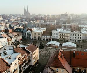 Największym miastem w woj. śląskim nie są Katowice. Nie uwierzycie, kto jest liderem